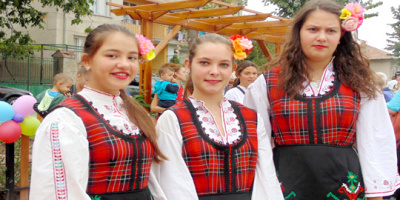21 деца от Минерални бани на  Международен фестивал в Бююккаръщъран