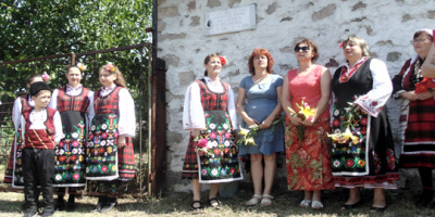 Над 100 души почетоха паметта на Недялка Керанова в Татарево