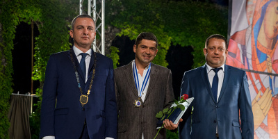 Д-р Милен Врабевски получи престижното звание „Почетен гражданин на Варна“