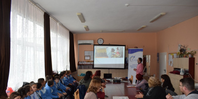 50 деца и учители от Аксаково се включиха в представянето на „Заедно за Европа“