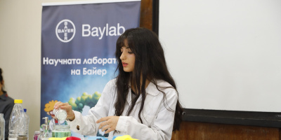 Научната лаборатория за деца на Байер “Малки изследователи, големи открития“ ще посрещне близо 1000 ученици в град София