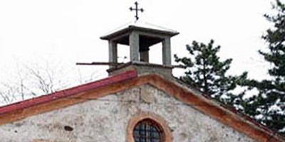 Акапелно пеене записва ансамбъл в църквата на село Сусам