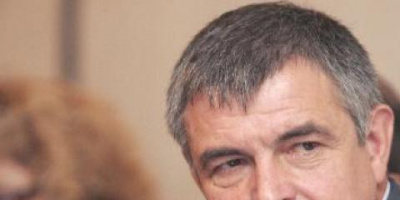Стефан Софиянски: Правителството се държи рекетьорски, като групировка от 90-тте