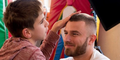 Бяла Карта дарява 15 000 лв. за децата с увреждания от „Център за Надежда“