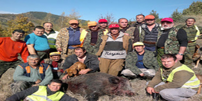 Ловците от Ленище убиха 250-килограмов глиган