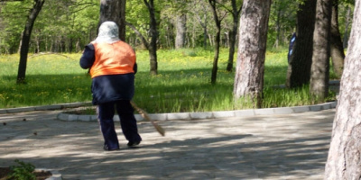 Голямото пролетно почистване започна в Минерални бани