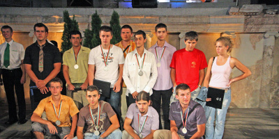 Осем медала за България от 21-та Международна олимпиада по информатика в Пловдив