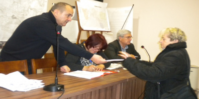 В Община Гълъбово раздадоха помощи на пострадали от наводнението