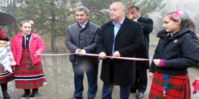 В Минерални бани откриха нов водопровод и рехабилитиран път