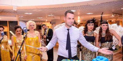 Еником-М празнува 15-тия си рожден ден с отваряне на нов магазин