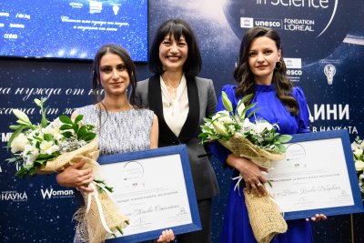 „За жените в науката“ на L’Oreal и ЮНЕСКО отличена със злато за приноса си към развитието на жените учени в България