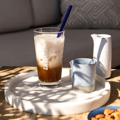 Летните рецепти за вкусно айс кафе на Lavazza