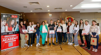 Второто издание на бизнес академията Coca-Cola Hellenic – UNWE Academy завърши с вдъхновяващ финал