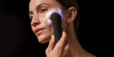 FOREO представя FAQ 400: първата продуктова линия за анти-ейдж терапии с двойна микротокова и AI технология