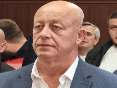 Апелативният съд отложи делото за отстраняване на Мюмюн Искендер