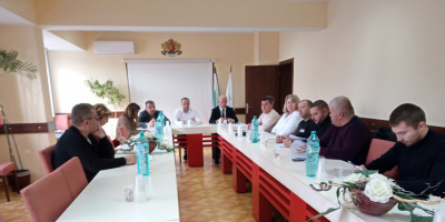 Кметът: „Проекти на община Минерални бани се орязват целенасочено“