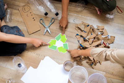 Над 2300 ученици реализираха екоинициативи и благотворителни базари