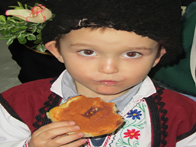 В Кошарица отбелязаха празник на домашната наденица