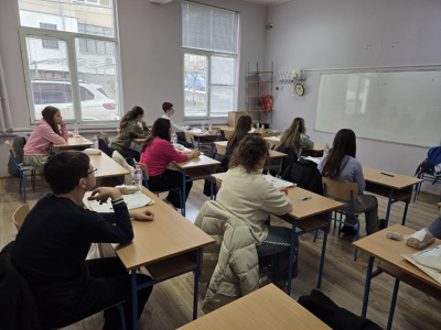 Варненски ученици завоюваха златен и сребърен медал в националната надпревара по немски език