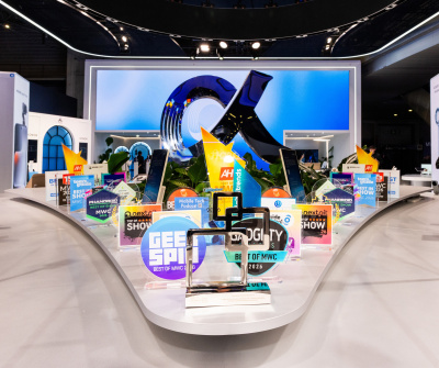 HONOR получи над 70 награди и световни признания на MWC 2026 за иновациите и лидерството си в сегмента на сгъваемите смартфони с модела Magic V6