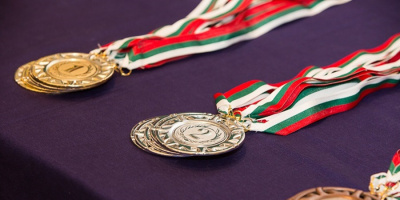 Ученичка от Перник със златен медал от международното състезание по английски език