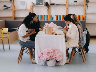 The RITZ Specialty Coffee, RADAPOLA и Фондация „В теб“ с благотворителна инициатива за момичета от интернат в с. Подем