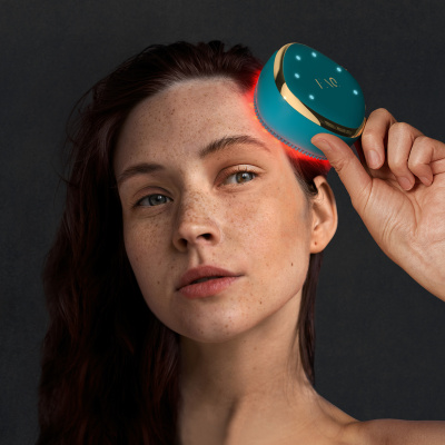 FOREO разкрива тайната на жизнената и сияйна коса през лятото