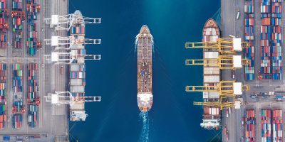 cargo-partner спестява 811 тона CO₂e чрез устойчиво морско гориво (SMF)